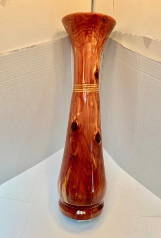 Gordon's challenge vase. Red Cedar by Dick Hammat